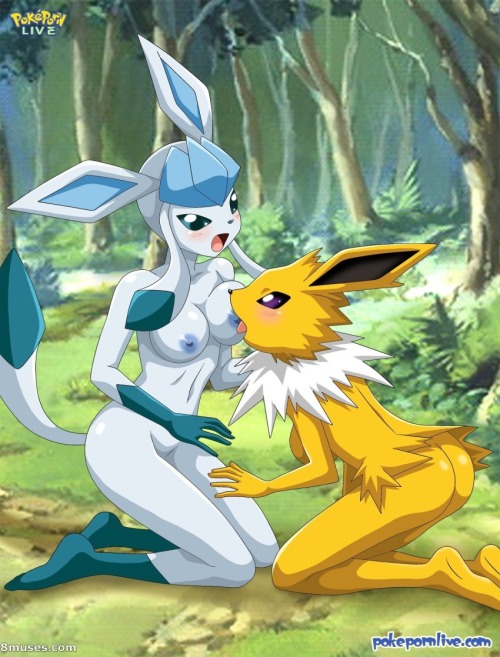 pokesexphilia:  xsnowxwolfx said:Do the eevee adult photos