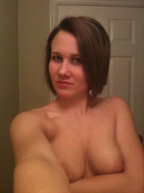 usmilitarysluts:  Petite Marine slut takes naked selfies for her platoon.