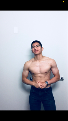 spyandbait:        Danny - Sexy ripped Asian 