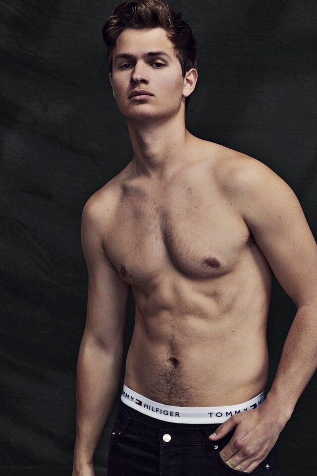 hottestmalecelebs:  Ansel Elgort
