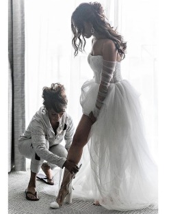 imageof1love:  @myafrocaribbeanwedding #Weddinginspiration emitting doses of #Groominspiration and #Brideinspiration. Her dress though, kinda different but just love the simple details put together and complements the beautiful #Nubian Bride. 👉🏾And
