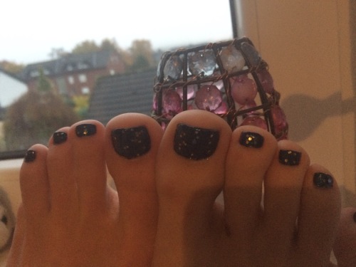 Feet