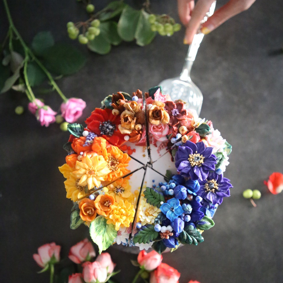 sosuperawesome: Floral Cake Art by Soo Cake on Instagram  Follow So Super Awesome