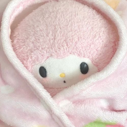 deeeerlybeloved - ʚ♡ɞ
“I love you so madly like sadie mae”