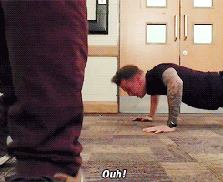 lauuwmcfly:  {Tom is doing Vlogmas} Day 8 ~ McBusted exercises. 