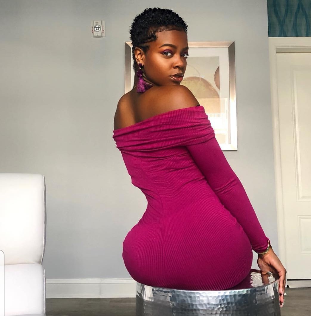 kingjazziedad:  DeliciouslySexy. Curvy. DarkSkinnedBeauty. Ms Enly10me ❤️❤️❤️