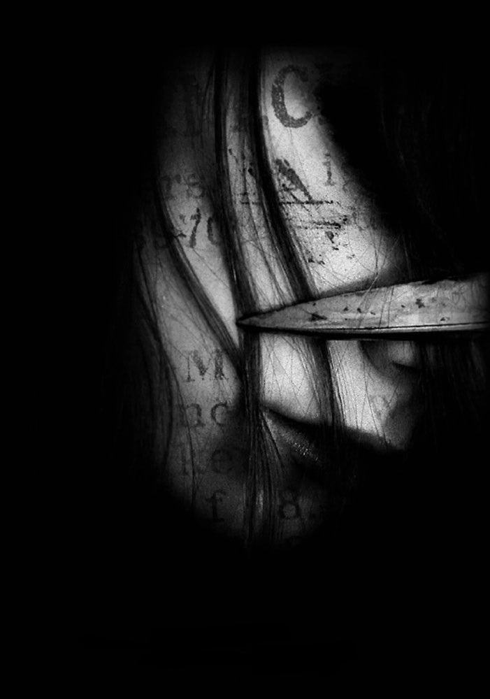 killedtheinnocentpeople:  She Is The Dark by Xilla. 