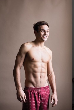 fsuinnw22dailydude:  8/21/2016 #2 ❤️ Tom Daley