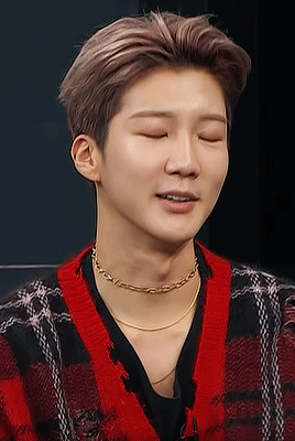 reallyreally: 190409 // seunghoon on video star
