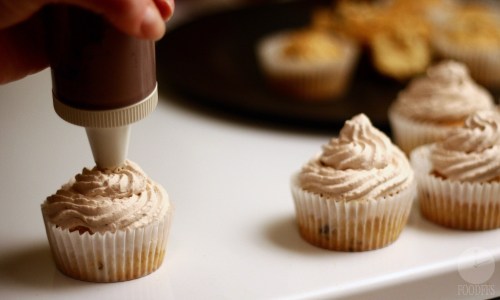 foodffs:Bailey’s® Irish cream muffins with Bailey’s® Irish cream chocolate whipp