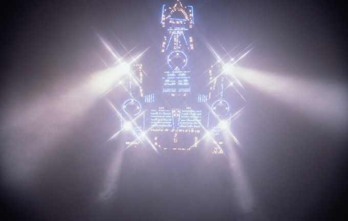 70sscifiart:  “The underbelly of the Nostromo was originally lit up like an Xmas