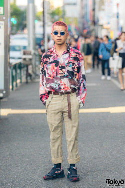 Tokyo-Fashion: 23-Year-Old Yuuta On The Street In Harajuku Wearing A Vintage Button