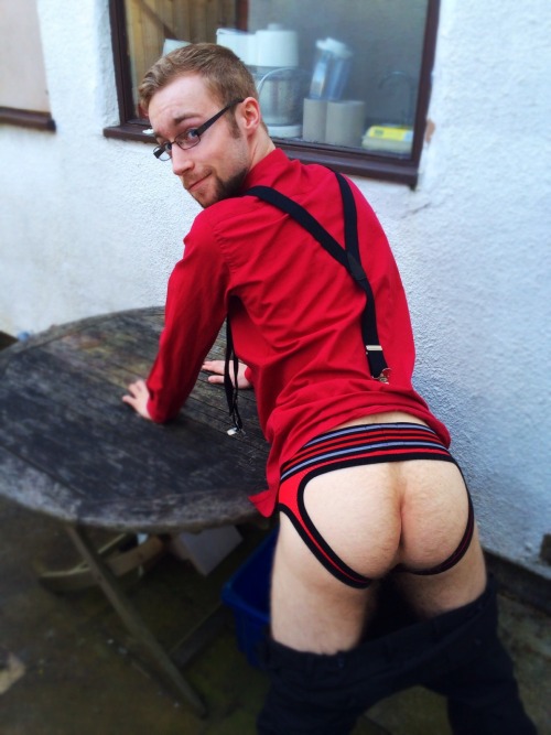 sargh90210:  hardlybearable726:  hardlybearable726:  Here’s part 3 of my formal photosets with a cameo from my new CellBlock 13 Jock & my new haircut. ^_^ I hope you all like it, doubt it will outdo my last one but I figured this was a good starting