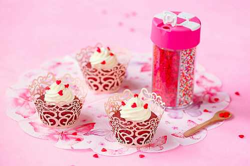 rainingteadrops:Red Velvet Cupcakes (by Мiuda) on flickr