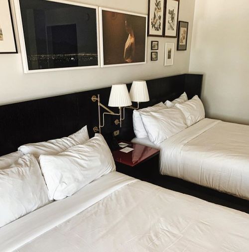 The rooms at @parkmgm though excited for a fun weekend here with the @allegiant team for #iheartradi