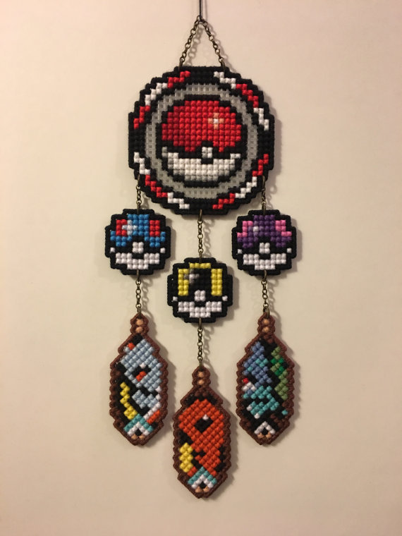retrogamingblog:Cross-stitch Nintendo Dreamcatchers made by TheWorldofNerdArt
