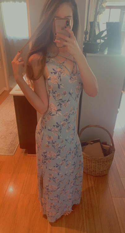 XXX Are long dresses sexy too? photo