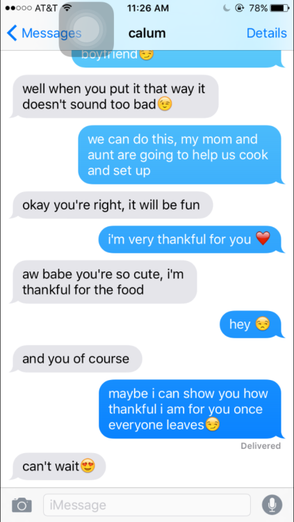 TEXT AU: Thanksgiving with Calum
