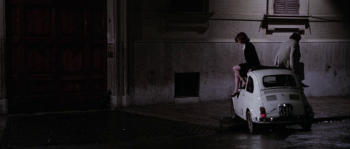  Profondo Rosso (1975), dir. Dario Argento 