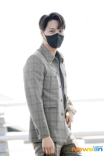 [220513] EXO’s Kai @ Incheon Airport, departing for Germany 