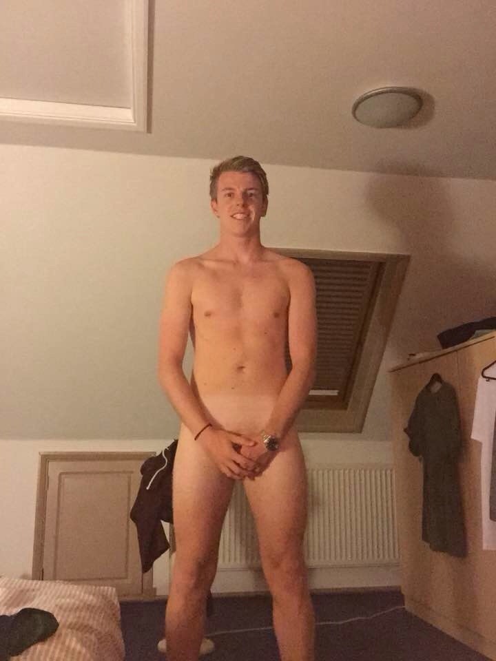 straight-baits:  UK Boy (Anna)
