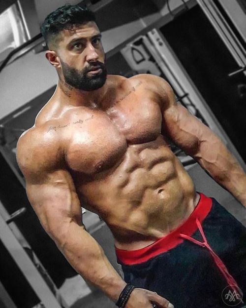  Thanos Alibakis - @thanos_alibakis ——————————————— #muscularworld @muscular_world · · · · · #HappyT