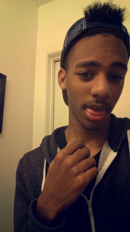 ibmyles:  happy blackout 😊. #blackout 