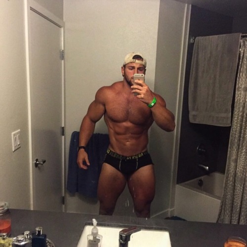 tripltap:  Gymspiration with Eric Janicki  http://www.facebook.com/tripltap