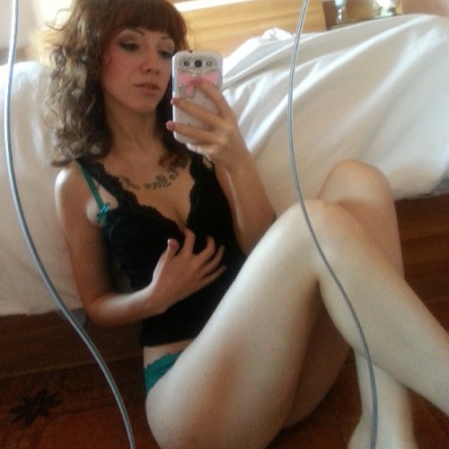 #friskyfriday #frisky #selfshot #selfie #playboymisssocial #playboy @playboy @playboy_nl @playboysoc