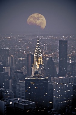 gramspiration:  Moon over New York 