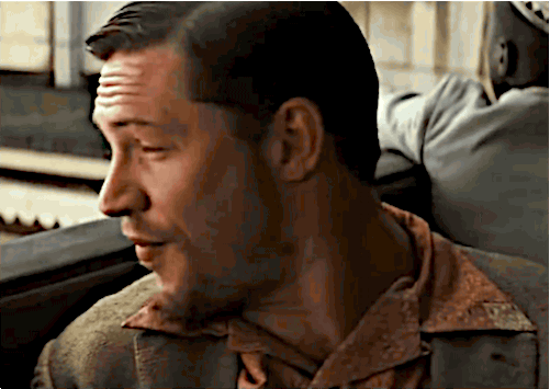 tomhardyvariations: Roguish EamesWho is this guy? … a little bit of John Hurt. A little 
