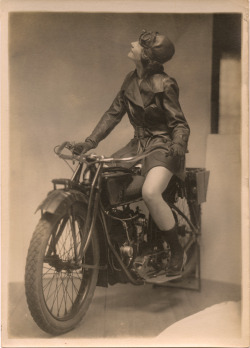 kdo:  Biker Chick: Circa the 1920’s Eileen Percy on an Indian Motorcycle in an Ad for Fox Shoes. Photo by Charles Gates Sheldon (1920’s) 