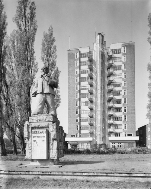 germanpostwarmodern: Apartment Building “12-verdiepingenhuis” (1930-32) in Amsterdam, the Netherlan