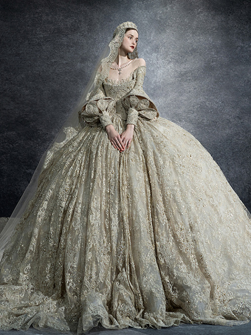 ruched:Victorian Poetry: The Atelier Fall/Winter 2022 Bridal Couture