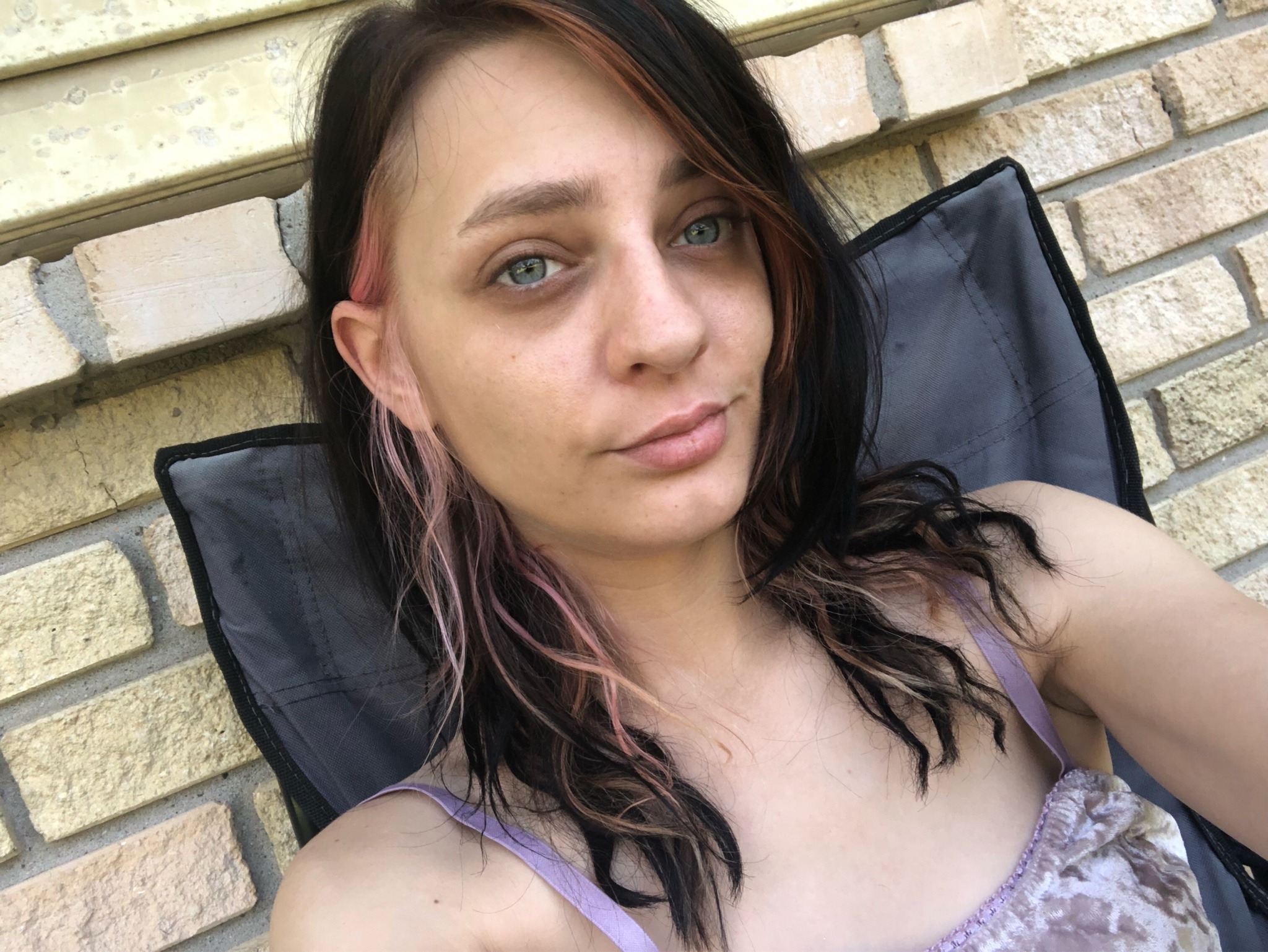 violet-thorne-model:No makeup for once! I’m porn pictures