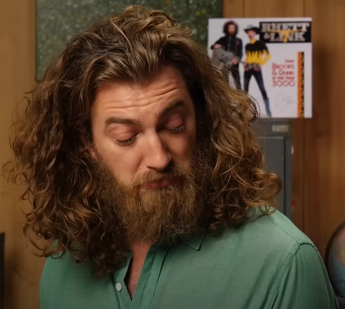 theredquilt: Daily Rhett Looks