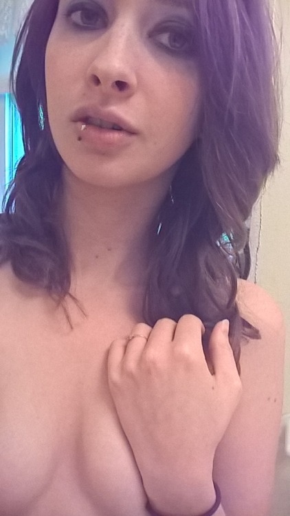iflifewasadream420:  topless tuesday anybody?