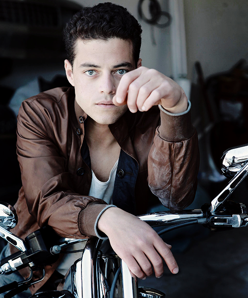 mr-robotdaily:  Rami Malek. He’s the one right now. Everybody else should be studying this guy.      - Robert Downey Jr 