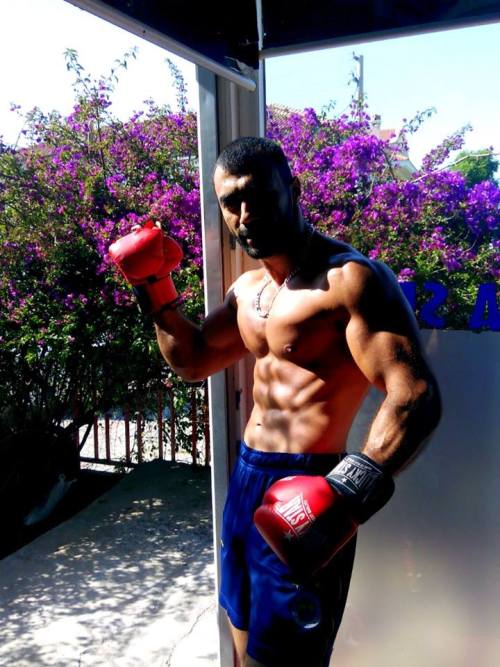 HOT TURKISH AND KURDISH GUYS