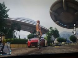 funfactsfotos:  Was playing GTA online when…