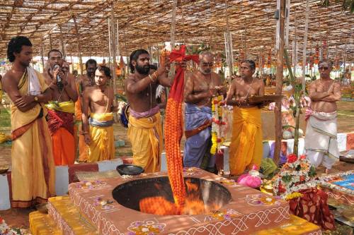 Ritual worship and yagna for the Gods (Vishnu in His form of Salagrama, Shiva as a lingam)