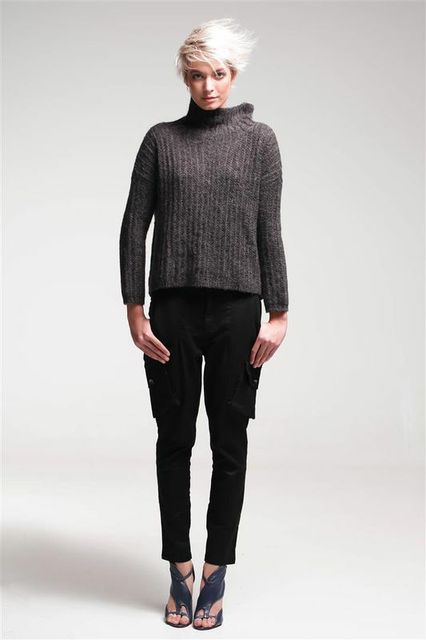 Ogbagger.com#stylish#heels#danishfashion#fotoshoot#fashionshoot#girly#sweater#mohairsweater#chunky#