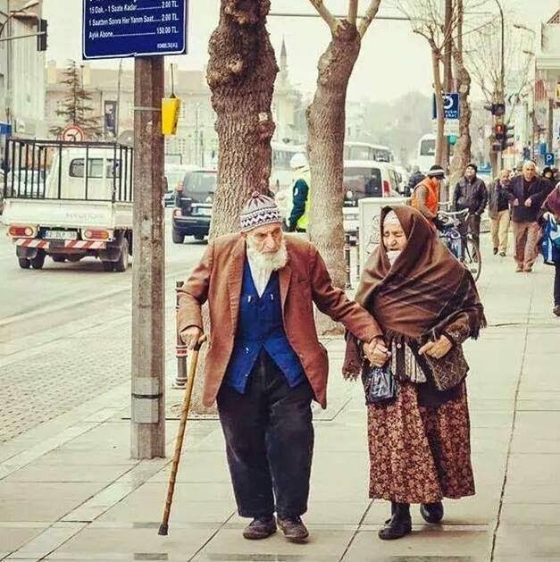 mesutmacutay:  sevmek sevilmek güzel şey be kardeşim