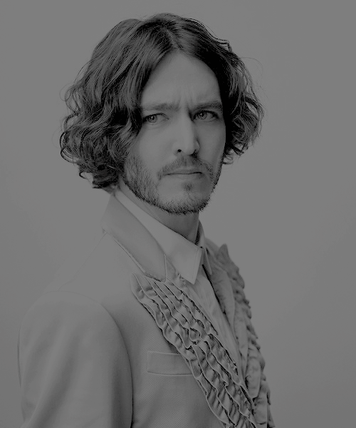 aviateurs: It’s weird because when I got the part, I thought Philippe was so different from me