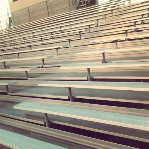 What my evenings consist of&hellip;.bleacher runs! I break it up with tricept dips, pushups, pla