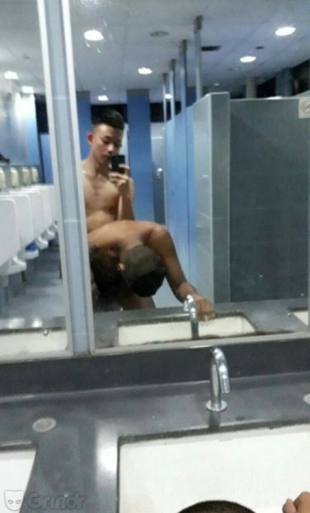 bobbyy98: sgmalaybi: Indian and Javanese mix  Bottom sex in ns camp Wow bottom