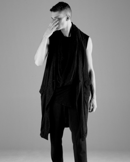 overdeauxis:  Follow Overdeauxis, The Streetfashion Bible! 