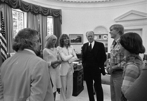 Rock guitarist Peter Frampton was inducted into the Musicians Hall of Fame in Nashville, Tennessee earlier this week. President Ford met Frampton, along with a group of son Steve Ford’s friends, in the Oval Office on September 8, 1976.
-from the Ford...