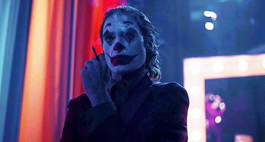 jokerous:Joker + smoking 