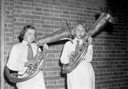 vintage-sweden:Swedish girls, 1952.